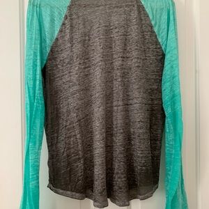 Aeropostale Tops - XL Aeropostale Baseball Tee Aeropostale Tops - XL Aeropostale Baseball Tee